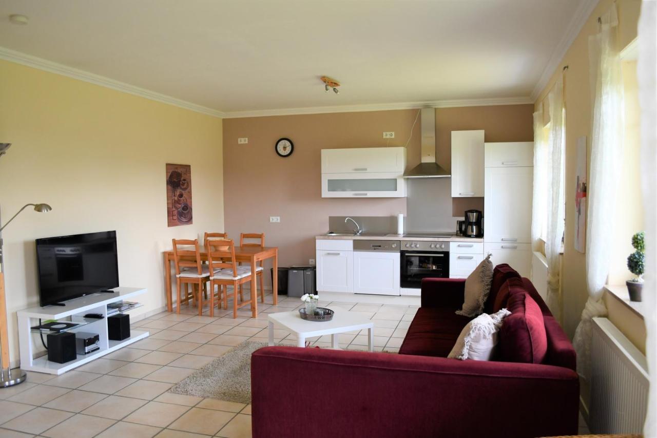 Ferienwohnung Bellerbergblick Ettringen  Exterior foto